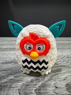 McDonald’s | Furby Boom! #7: Laughing Furby (2013) - Collectible Happy Meal Toy